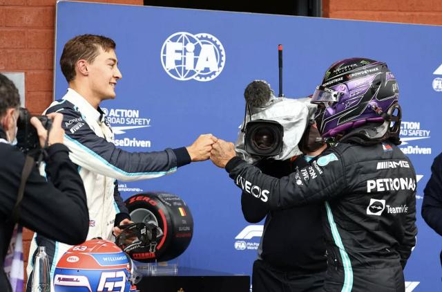 开云体育首页-F1车手转会暗流涌动 莱库宁退役将引发连锁效应？